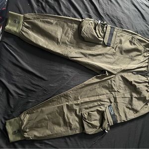 Green cargo pants